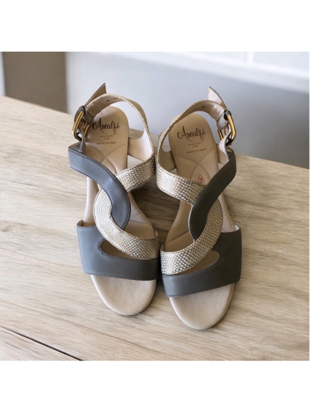 Size 8M Italian Amalfi By Rangoni Strappy Leather Sandals Luxury New No Box